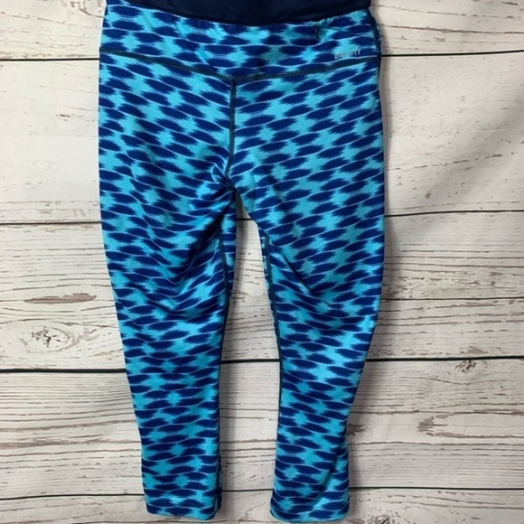 NWOT Nike Dri-Fit Running Capri Tights - Picture 6 of 8